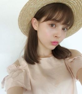 加藤ナナ