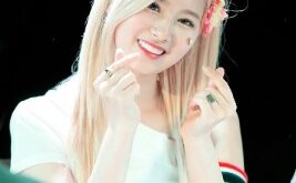 TWICE, サナ